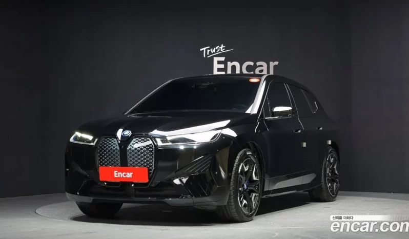 BMW iX