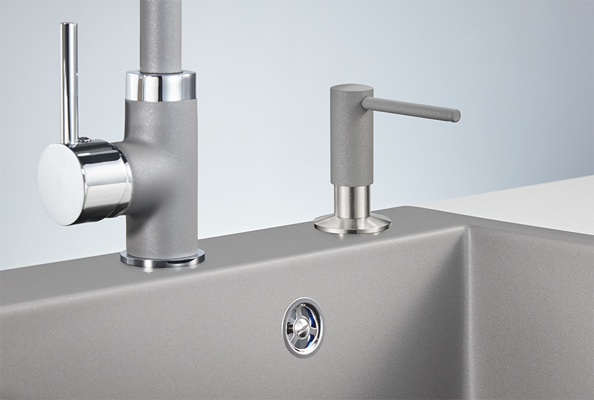 Дозатор Granula 018 D для жидкого мыла встроенный, алюминиум