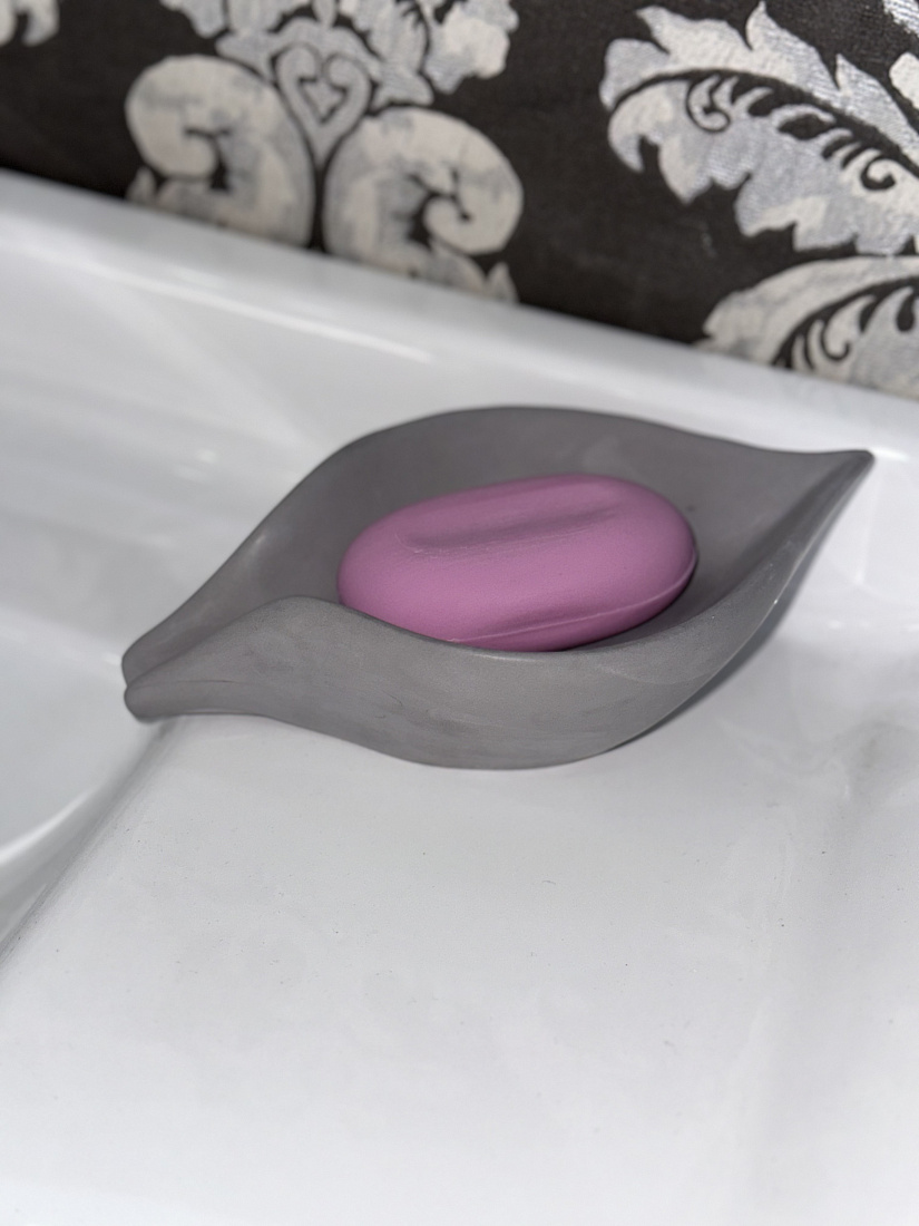 Мыльница Гипсолион Лепесток графит, ручная работа