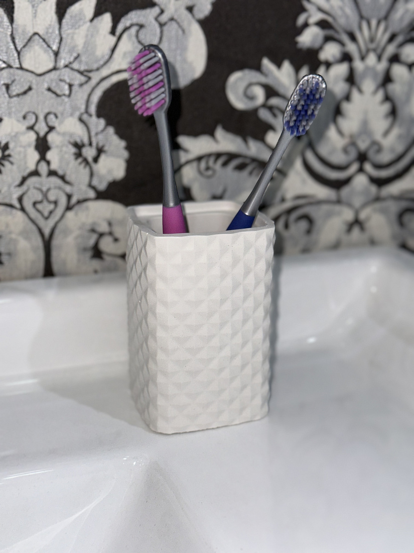 Стакан для зубных щёток Гипсолион Граф белый, ручная работа