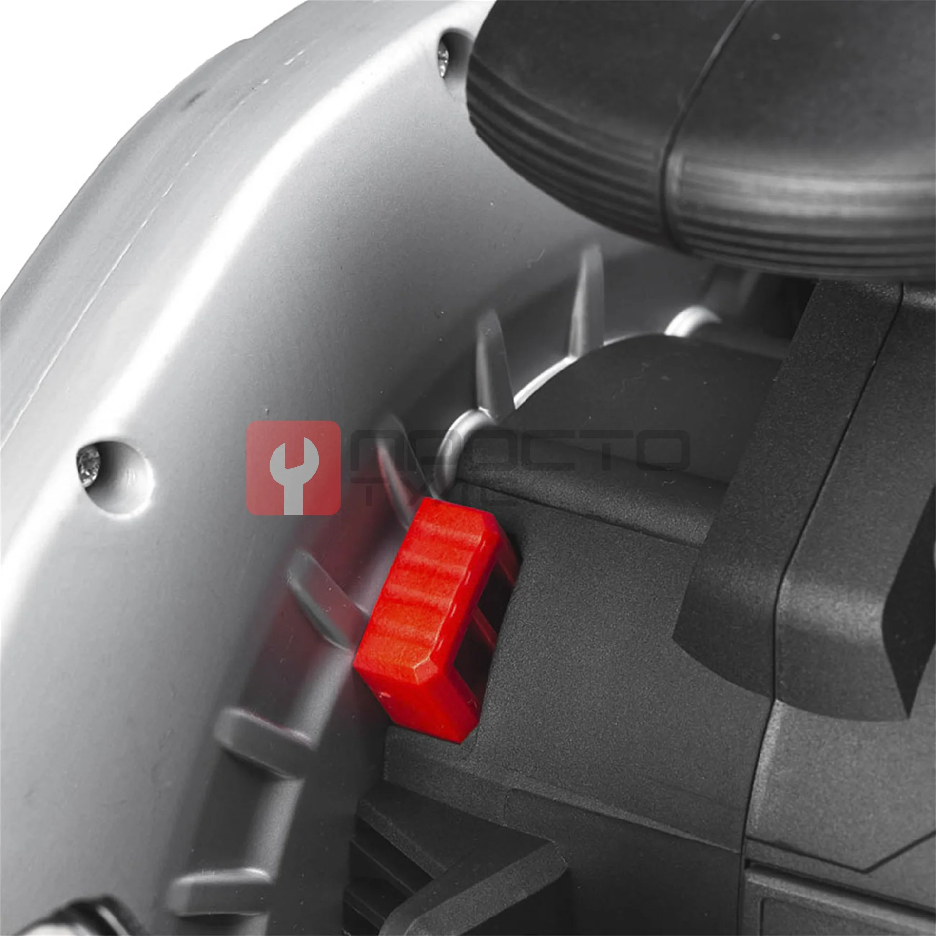 RUNTEC RT-CS1000T Пила циркулярная аккумуляторная RUNTEC TECHNIC 190*30 мм, 20В, 2*4Ач, 1000Вт фото (6)