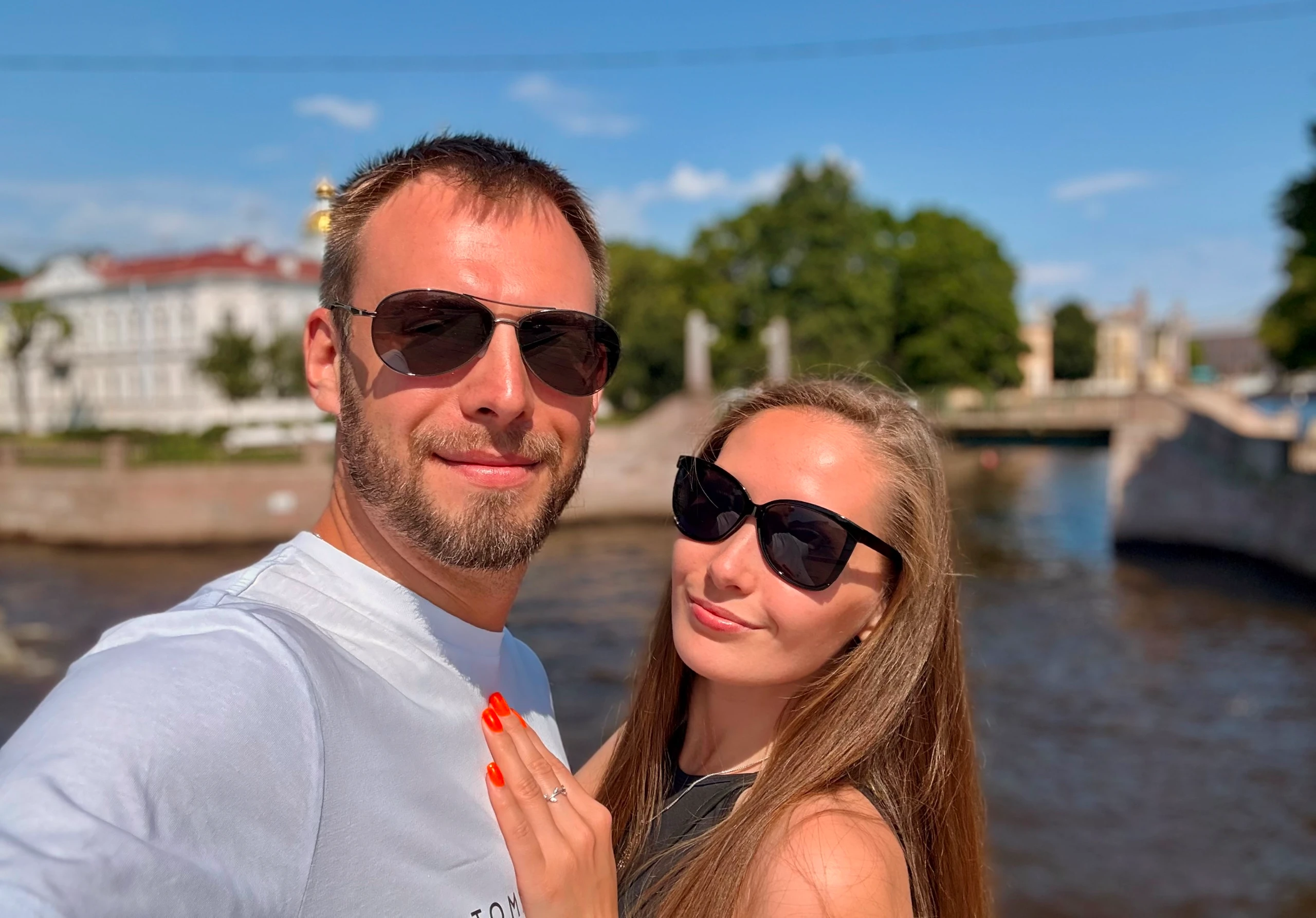 Евгения и Татьяны — свадебное приглашение на inviwed.ru, фото 1