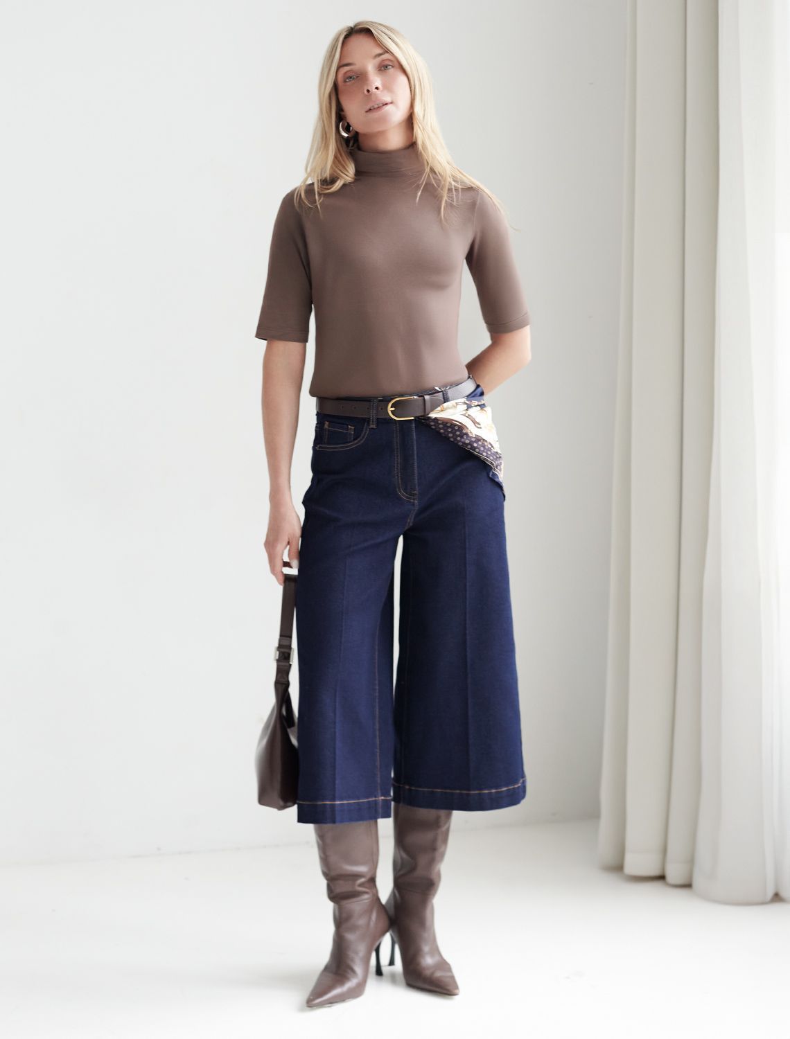 картинка Футболка женская т. кофейный от магазина Одежда+