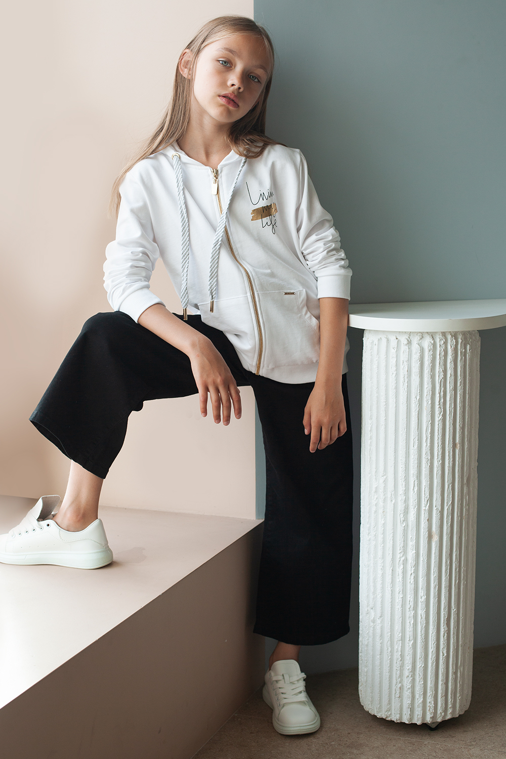 картинка Джемпер для девочки белый от магазина Одежда+