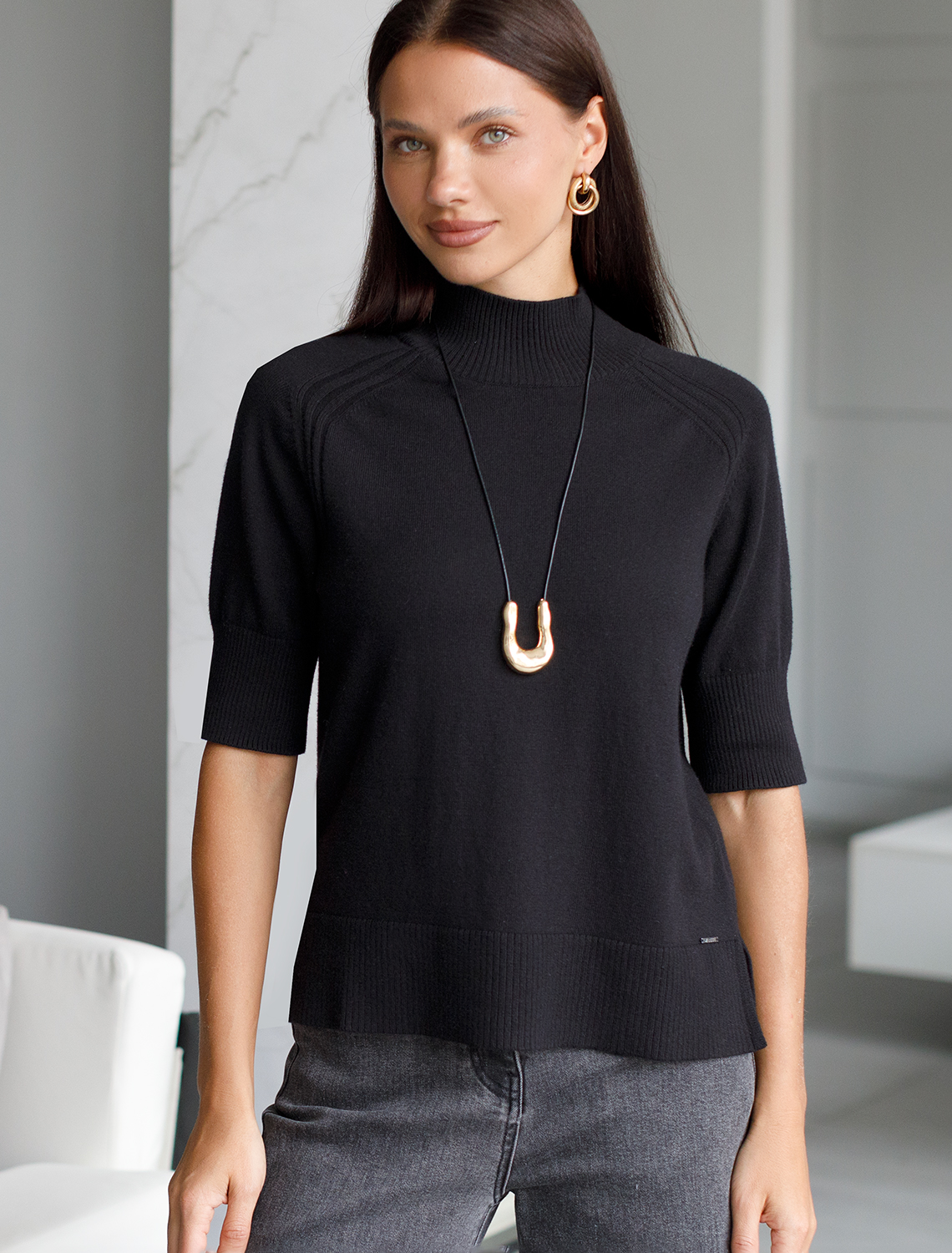 картинка Свитер женский черный магазин Одежда+ являющийся официальным дистрибьютором в России 