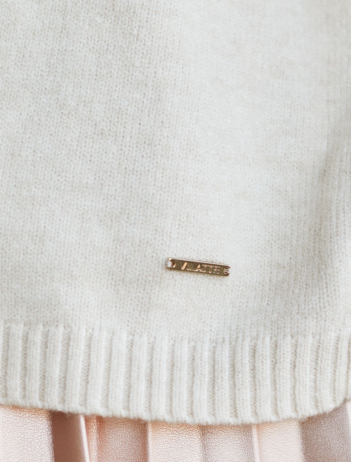 картинка Свитер женский овсяный меланж от магазина Одежда+