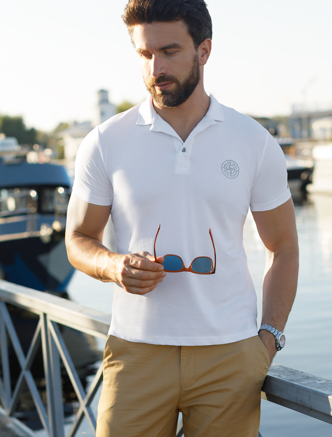 картинка Футболка мужская белый от магазина Одежда+