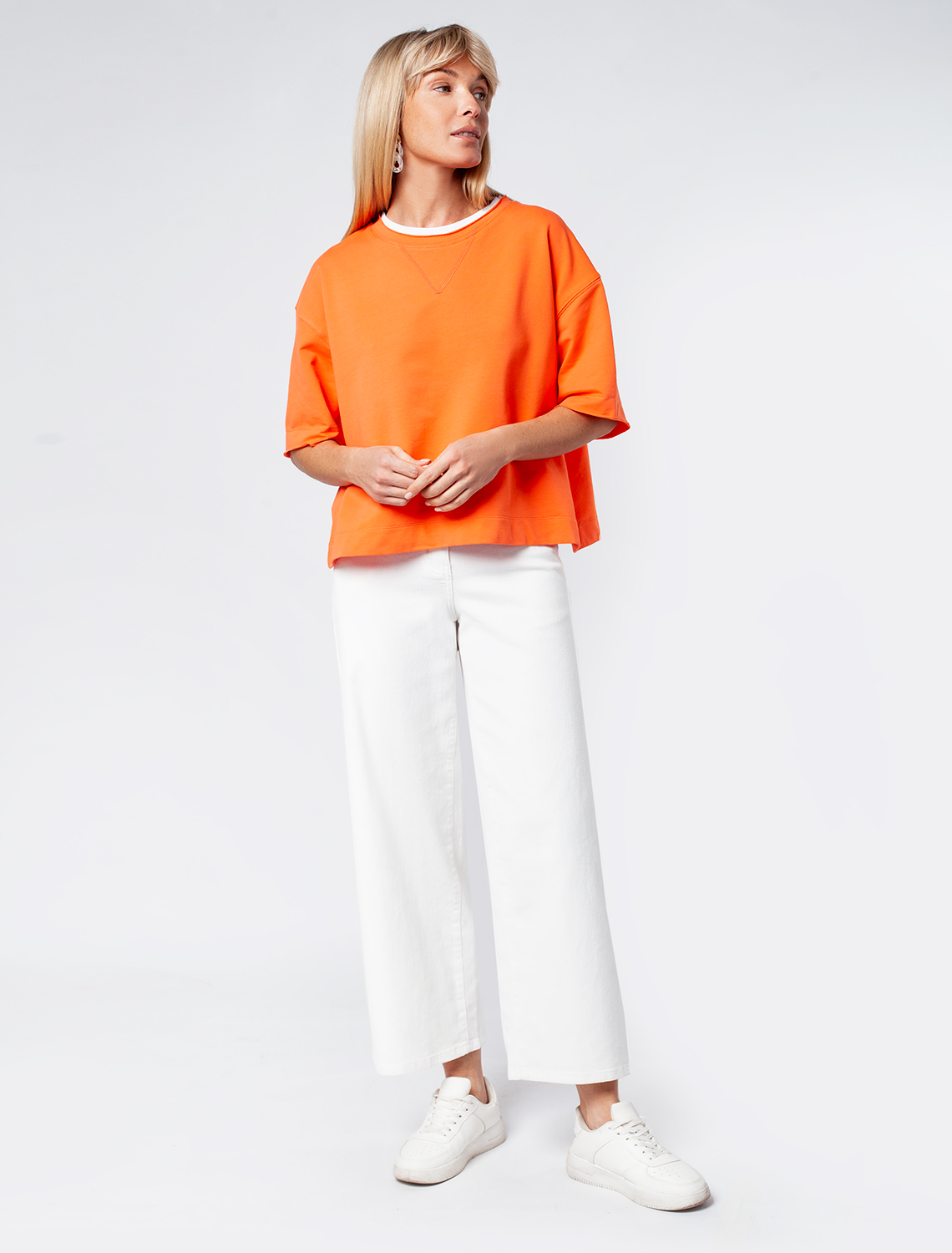 картинка Джинсы женские белый от магазина Одежда+