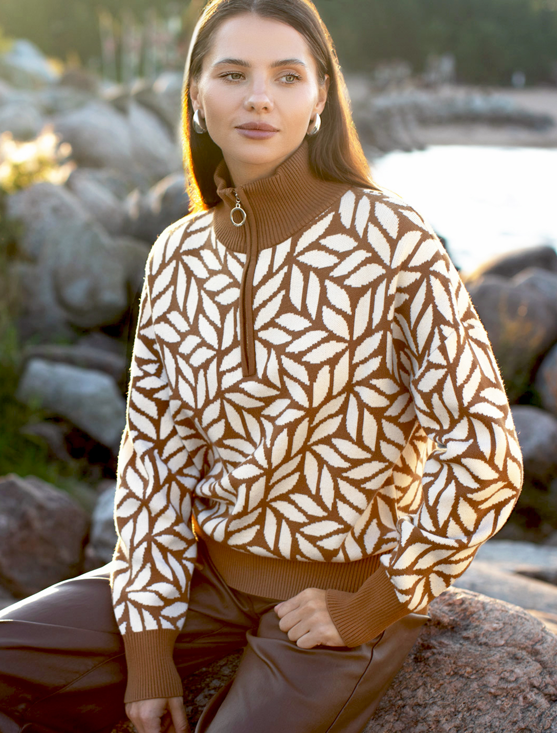 картинка Свитер женский карамельный-бежевый магазин Одежда+ являющийся официальным дистрибьютором в России 