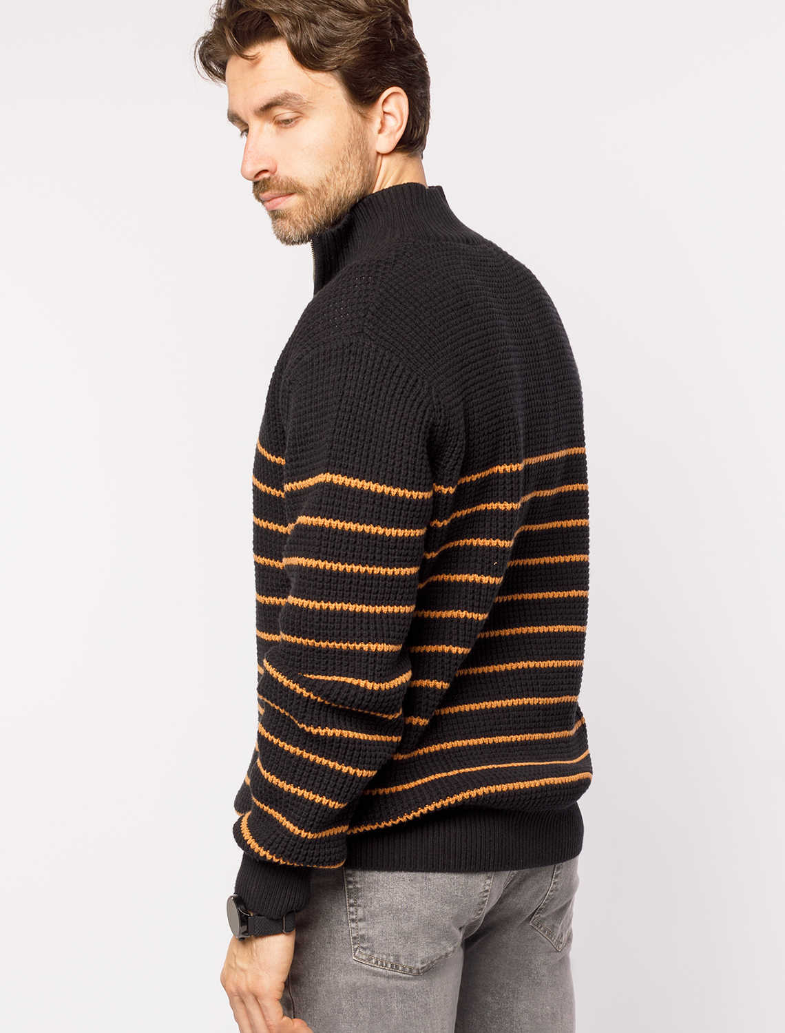 картинка Джемпер мужской черный от магазина Одежда+