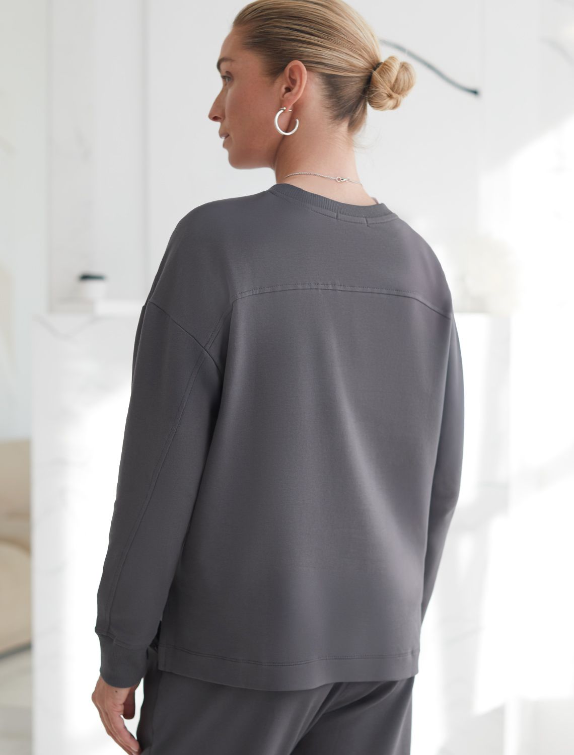 картинка Джемпер женский темно-серый от магазина Одежда+