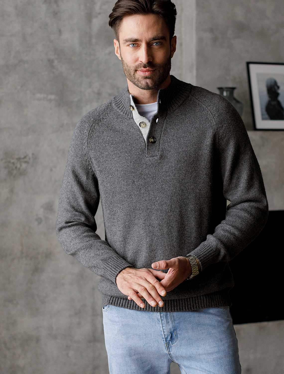 картинка Джемпер мужской темно-серый магазин Одежда+ являющийся официальным дистрибьютором в России 