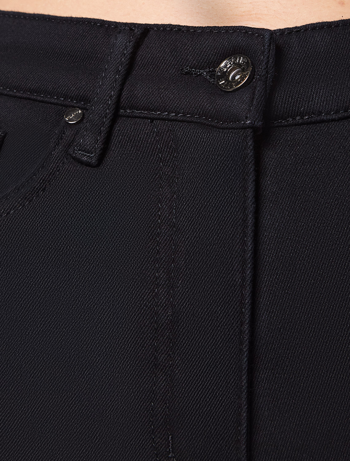 картинка Джинсы женские черный от магазина Одежда+