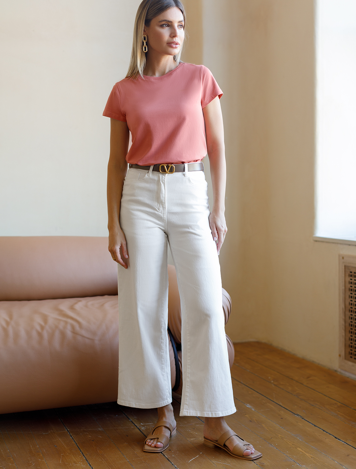 картинка Джинсы женские белый магазин Одежда+ являющийся официальным дистрибьютором в России 