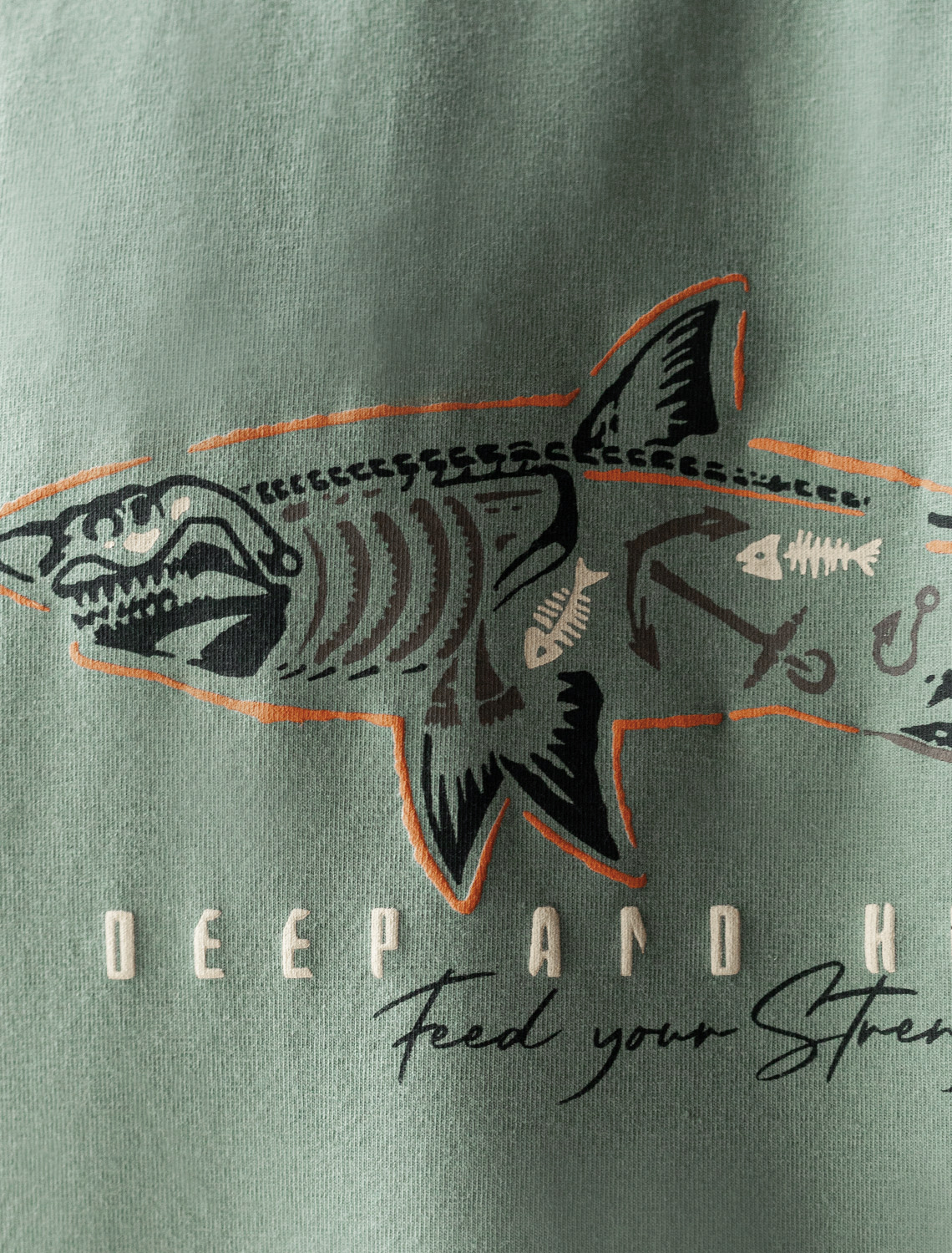 картинка Футболка мужская св.оливковый_shark от магазина Одежда+