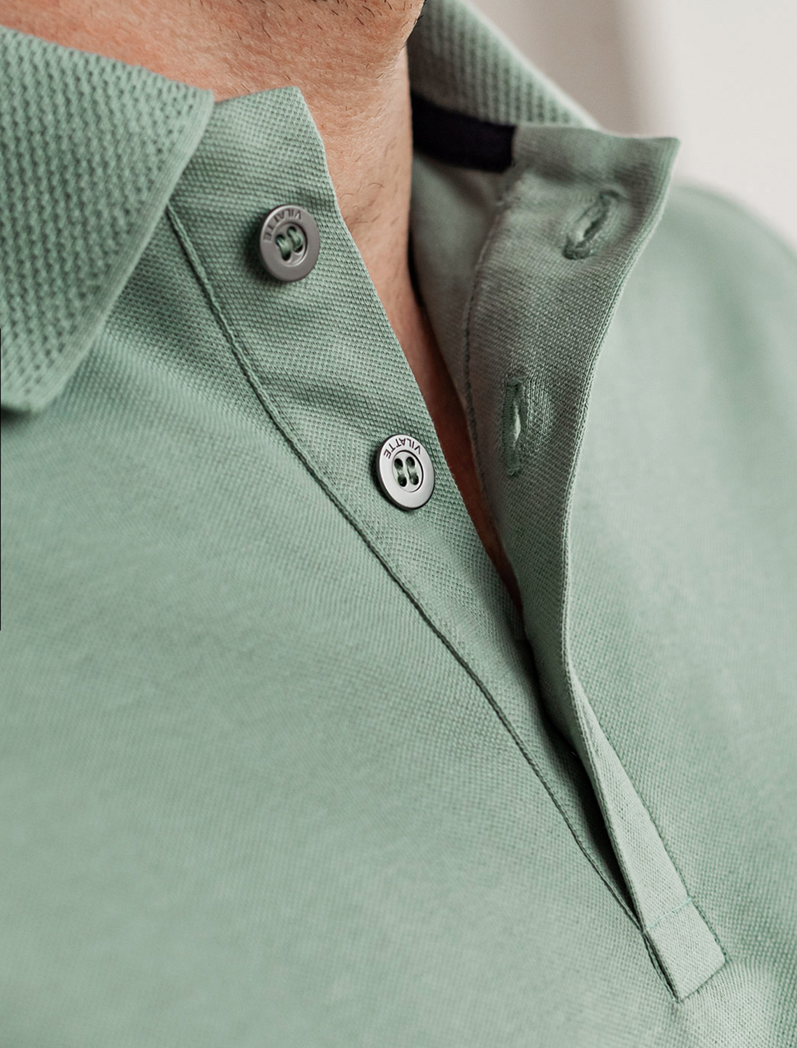 картинка Футболка мужская св.оливковый магазин Одежда+ являющийся официальным дистрибьютором в России 