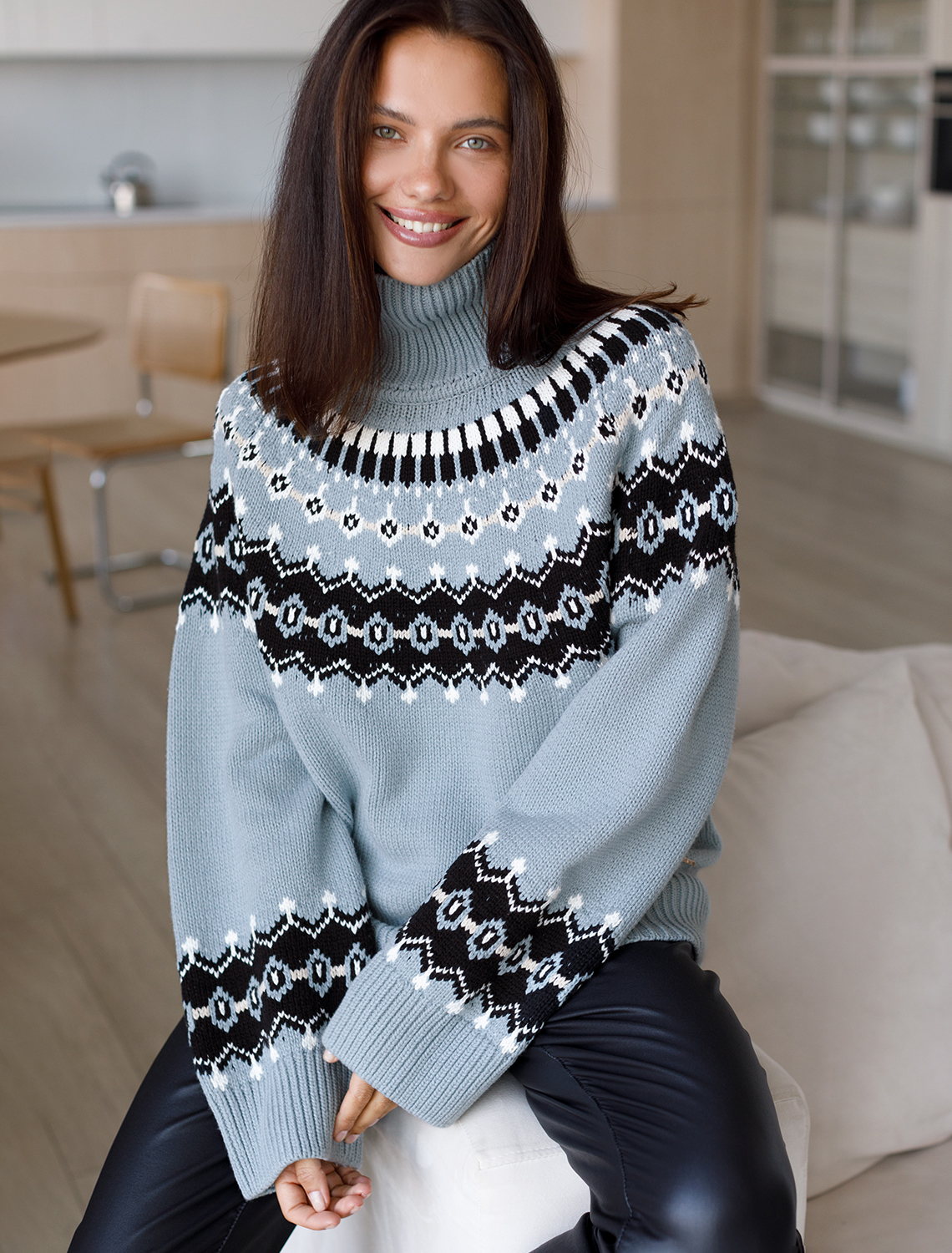 картинка Джемпер женский серо-голубой магазин Одежда+ являющийся официальным дистрибьютором в России 