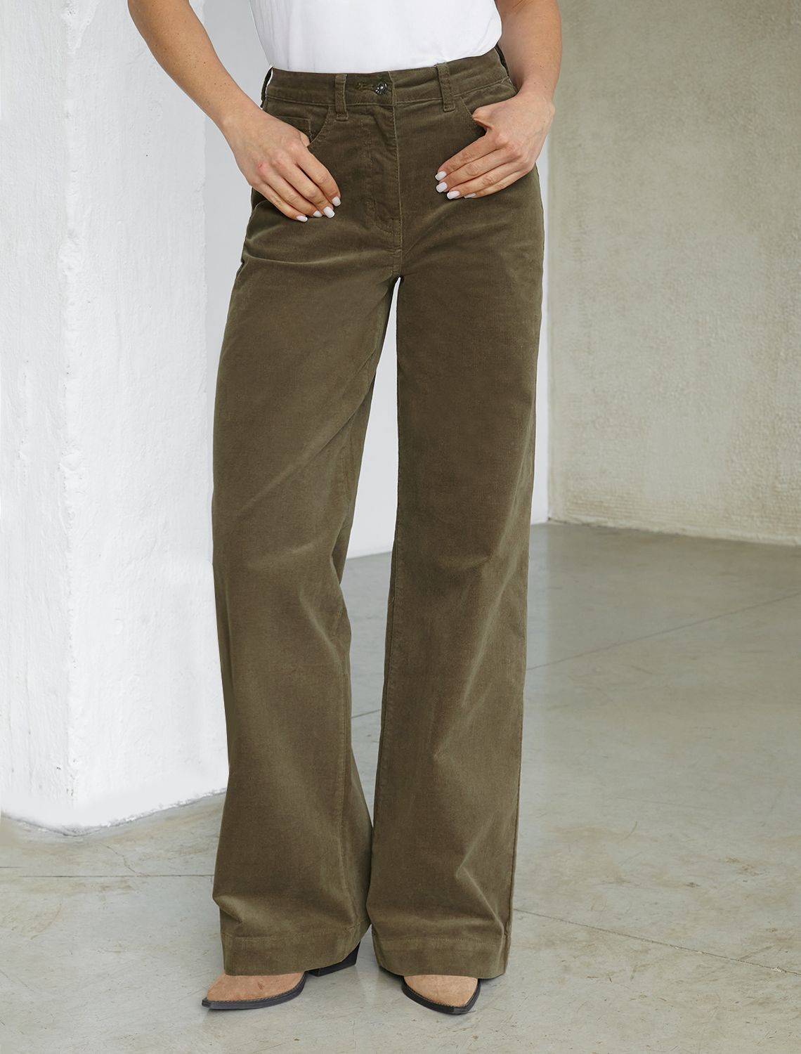 картинка Брюки женские хаки магазин Одежда+ являющийся официальным дистрибьютором в России 