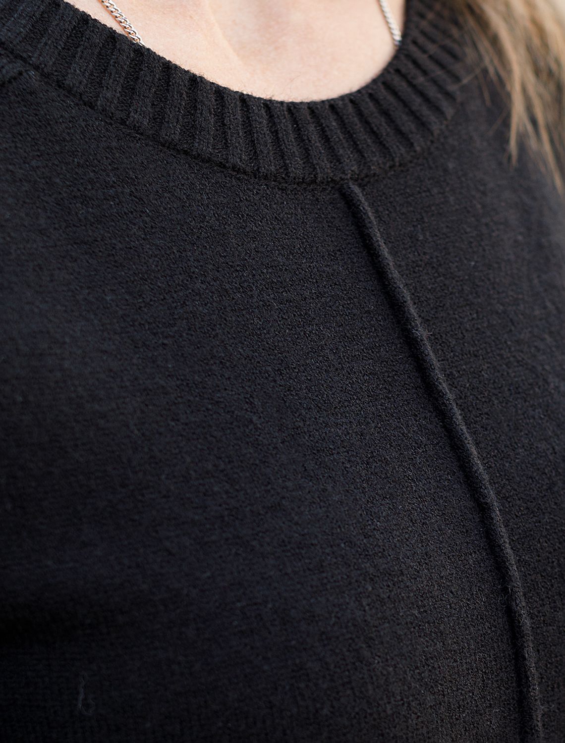 картинка Платье вязаное женское черный магазин Одежда+ являющийся официальным дистрибьютором в России 