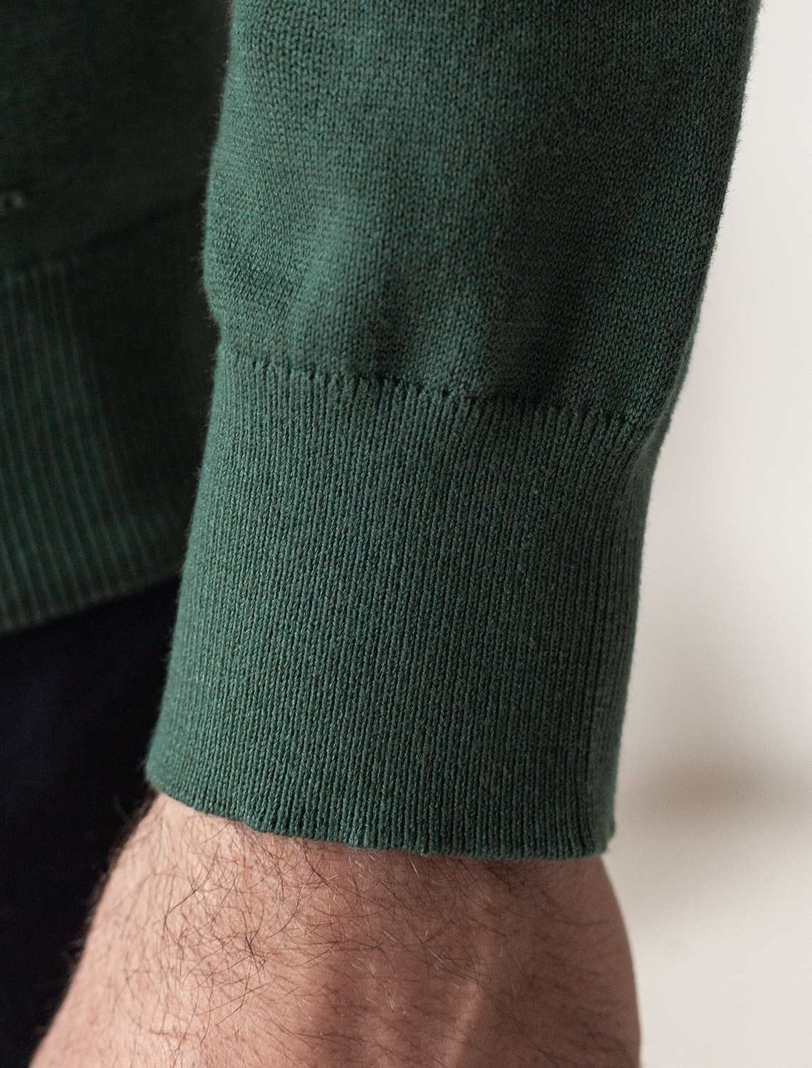 картинка Джемпер мужской дымчатый зеленый от магазина Одежда+