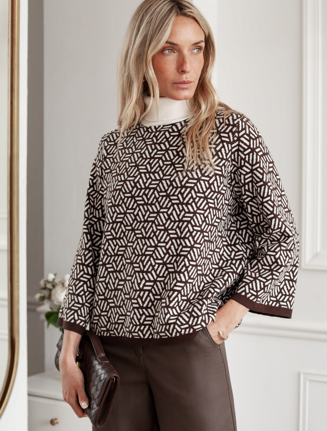 картинка Свитер женский кофейный магазин Одежда+ являющийся официальным дистрибьютором в России 