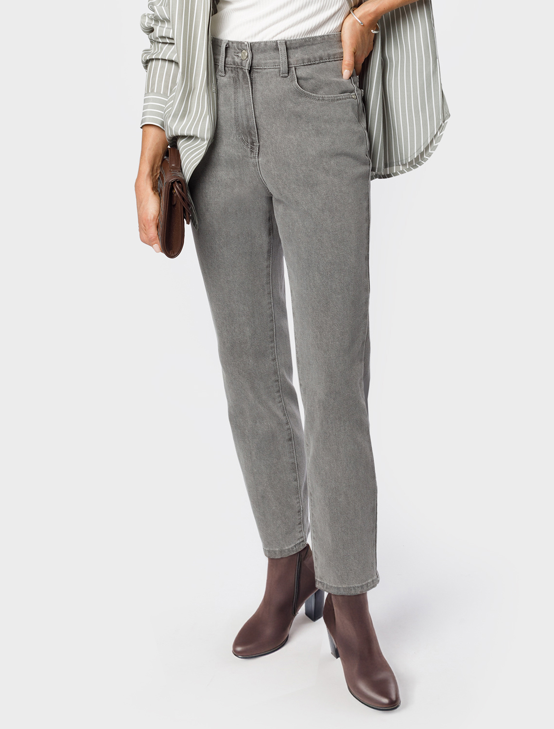 картинка Джинсы женские серый от магазина Одежда+