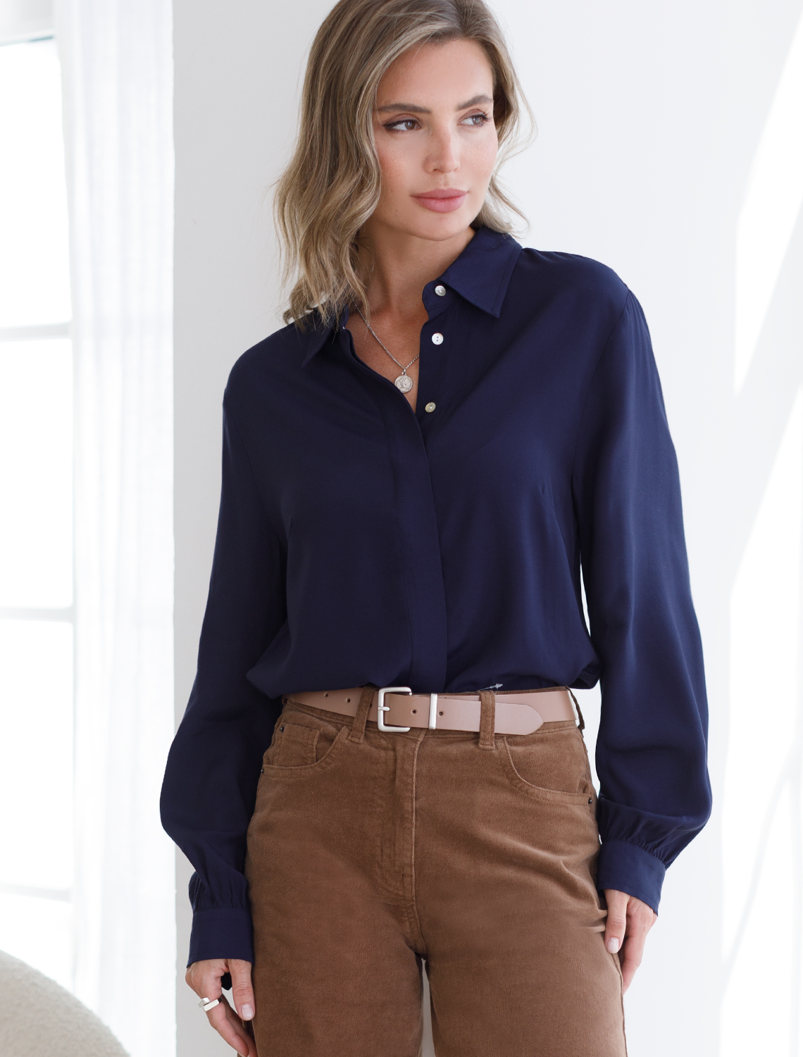 картинка Блузка женская т.синий магазин Одежда+ являющийся официальным дистрибьютором в России 