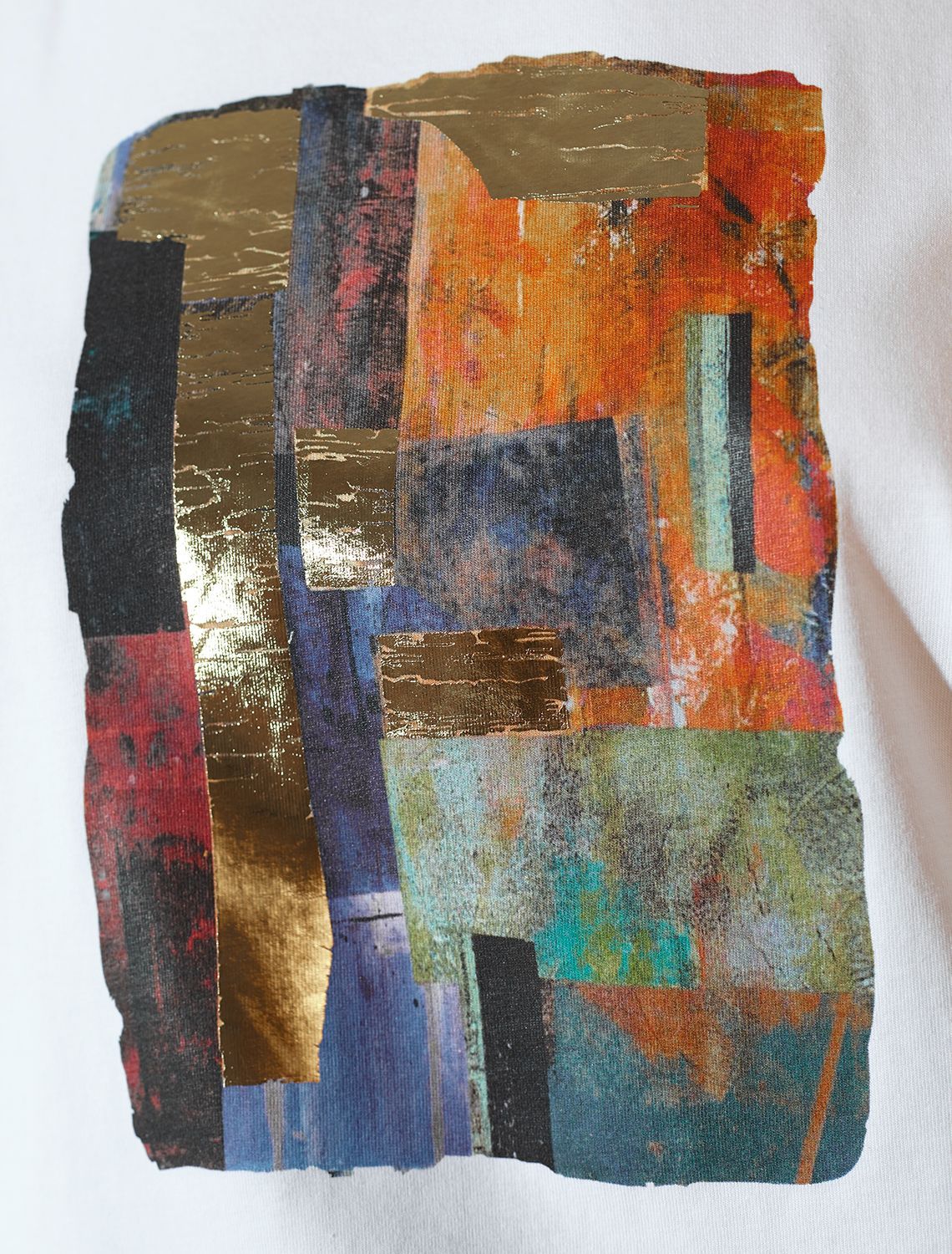 картинка Футболка женская белый_абстракция магазин Одежда+ являющийся официальным дистрибьютором в России 