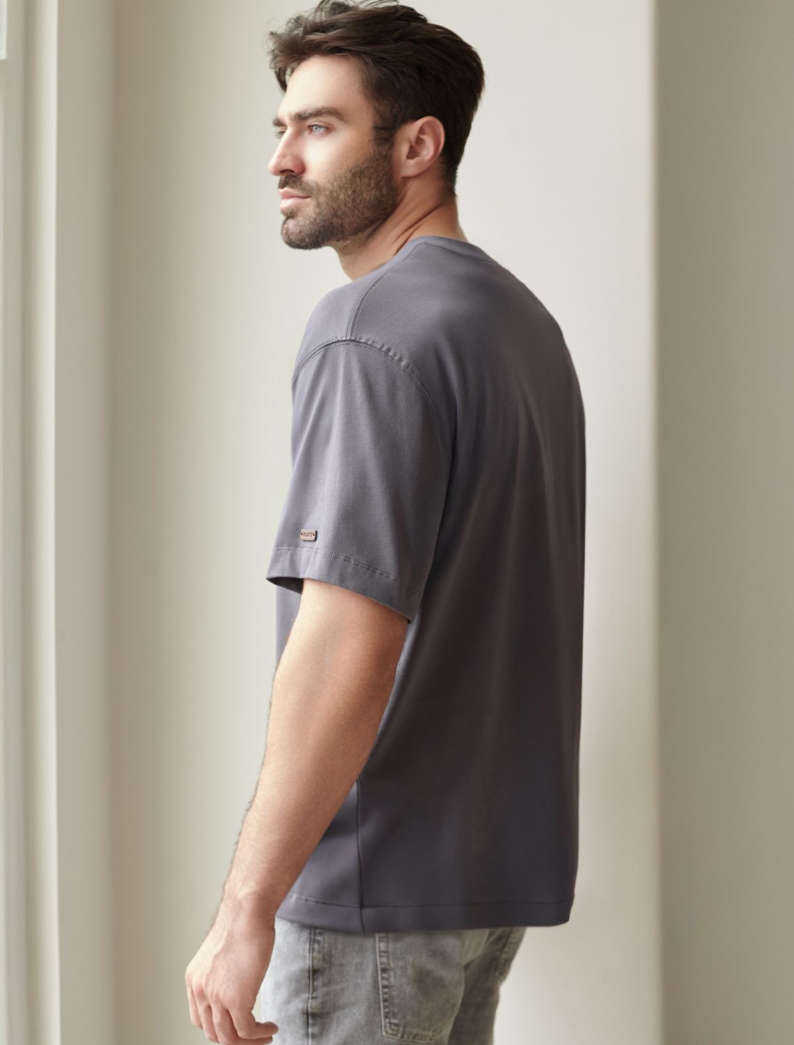 картинка Футболка мужская серый_wave от магазина Одежда+