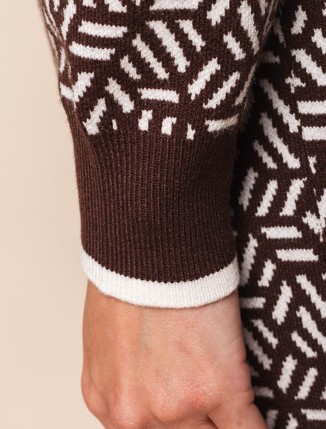 картинка Платье вязаное женское кофейный магазин Одежда+ являющийся официальным дистрибьютором в России 