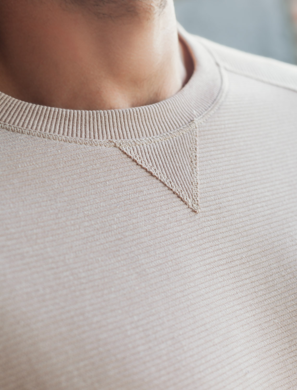 картинка Джемпер мужской св.кофейный меланж магазин Одежда+ являющийся официальным дистрибьютором в России 