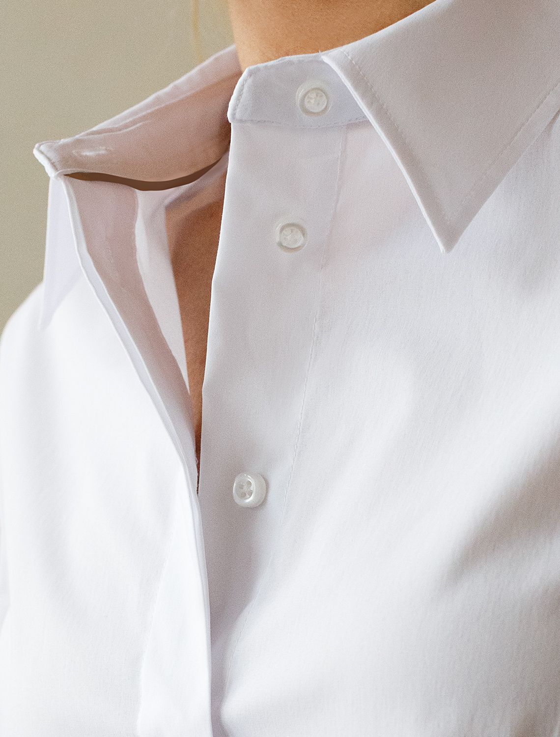 картинка Блузка женская белый магазин Одежда+ являющийся официальным дистрибьютором в России 