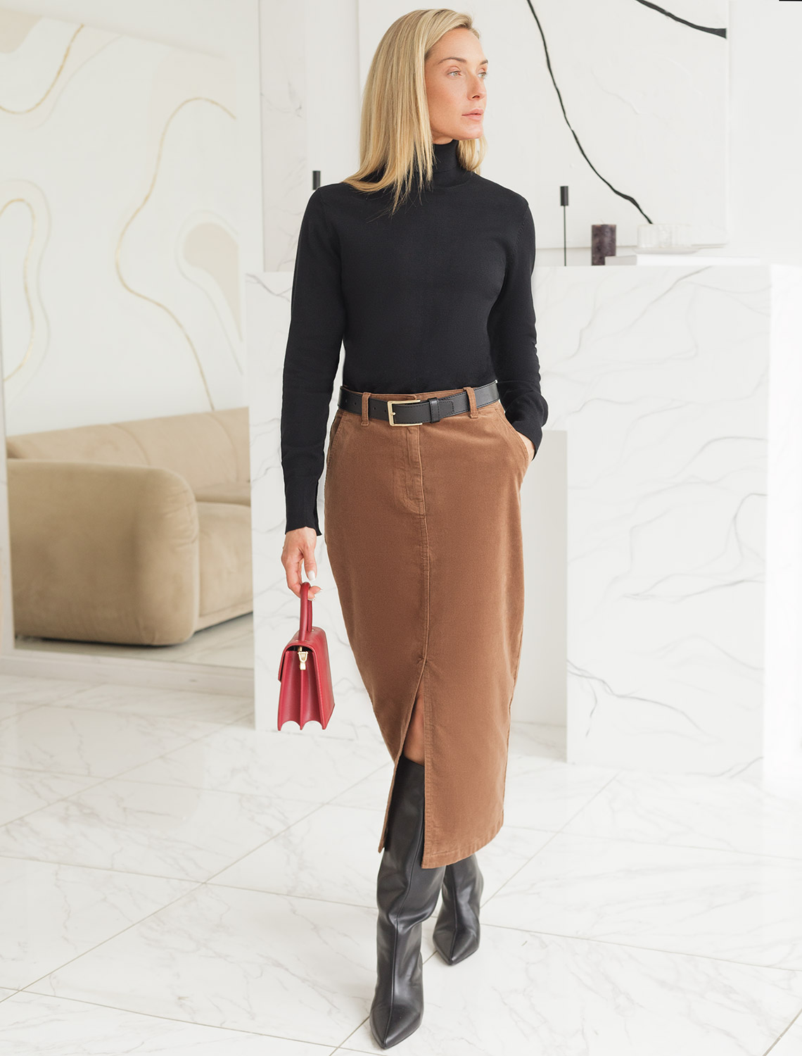 картинка Свитер женский черный от магазина Одежда+