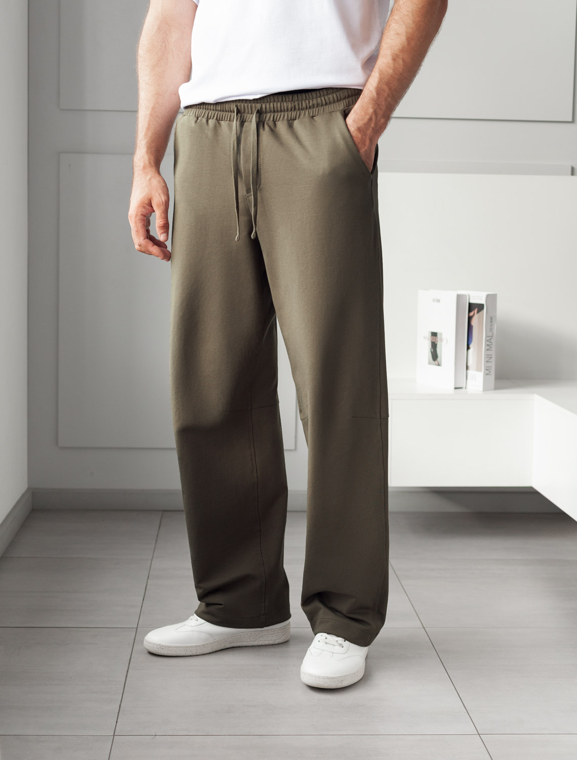 картинка Брюки мужские хаки магазин Одежда+ являющийся официальным дистрибьютором в России 