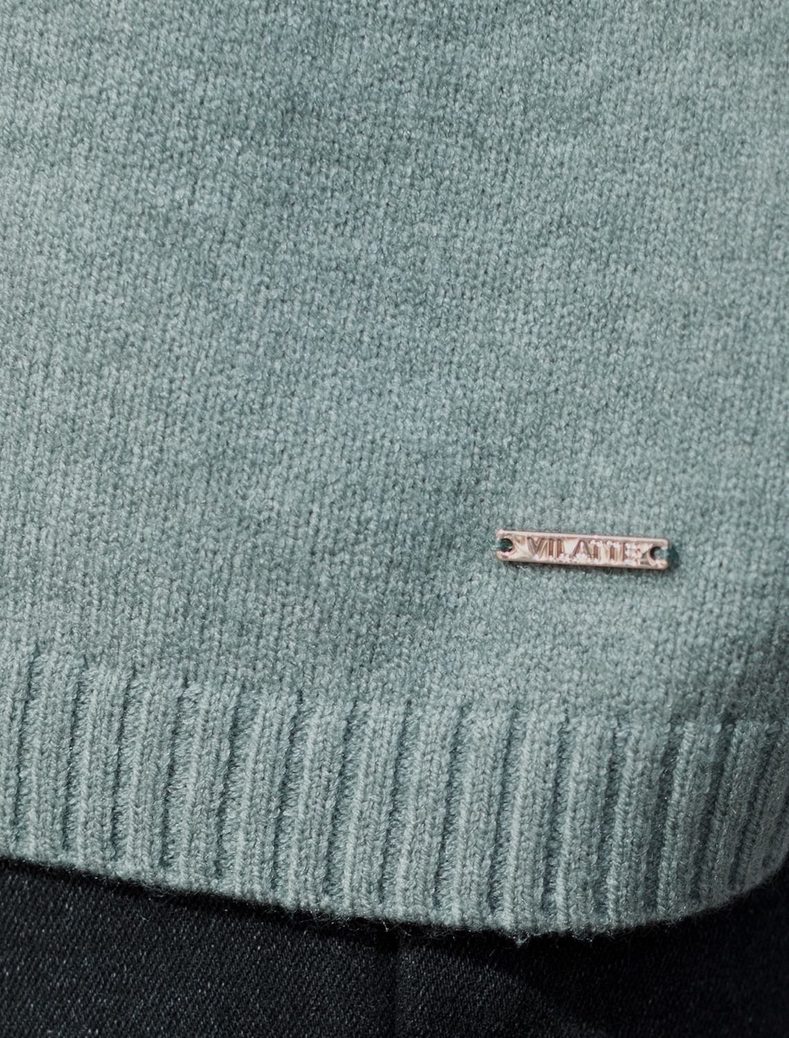 картинка Свитер женский светло-оливковый меланж от магазина Одежда+