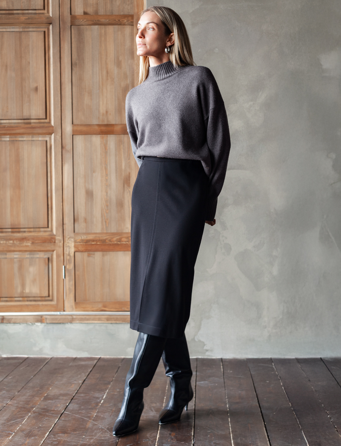 картинка Свитер женский темно-серый меланж от магазина Одежда+