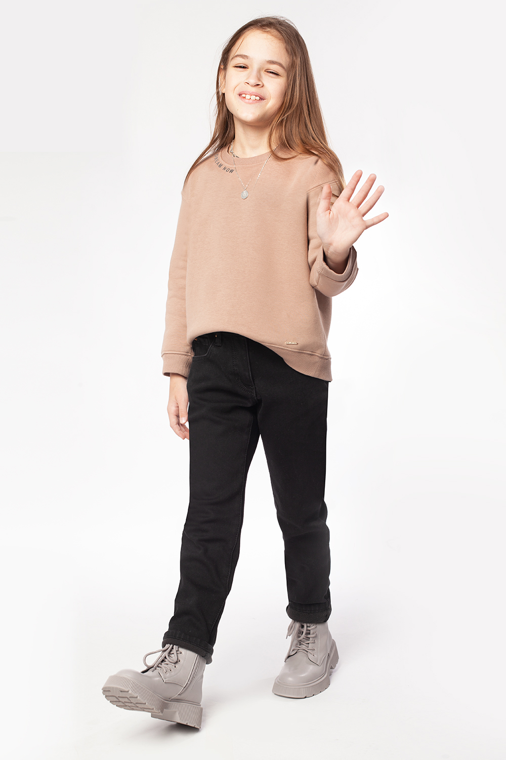 картинка Джемпер для девочки тауп от магазина Одежда+