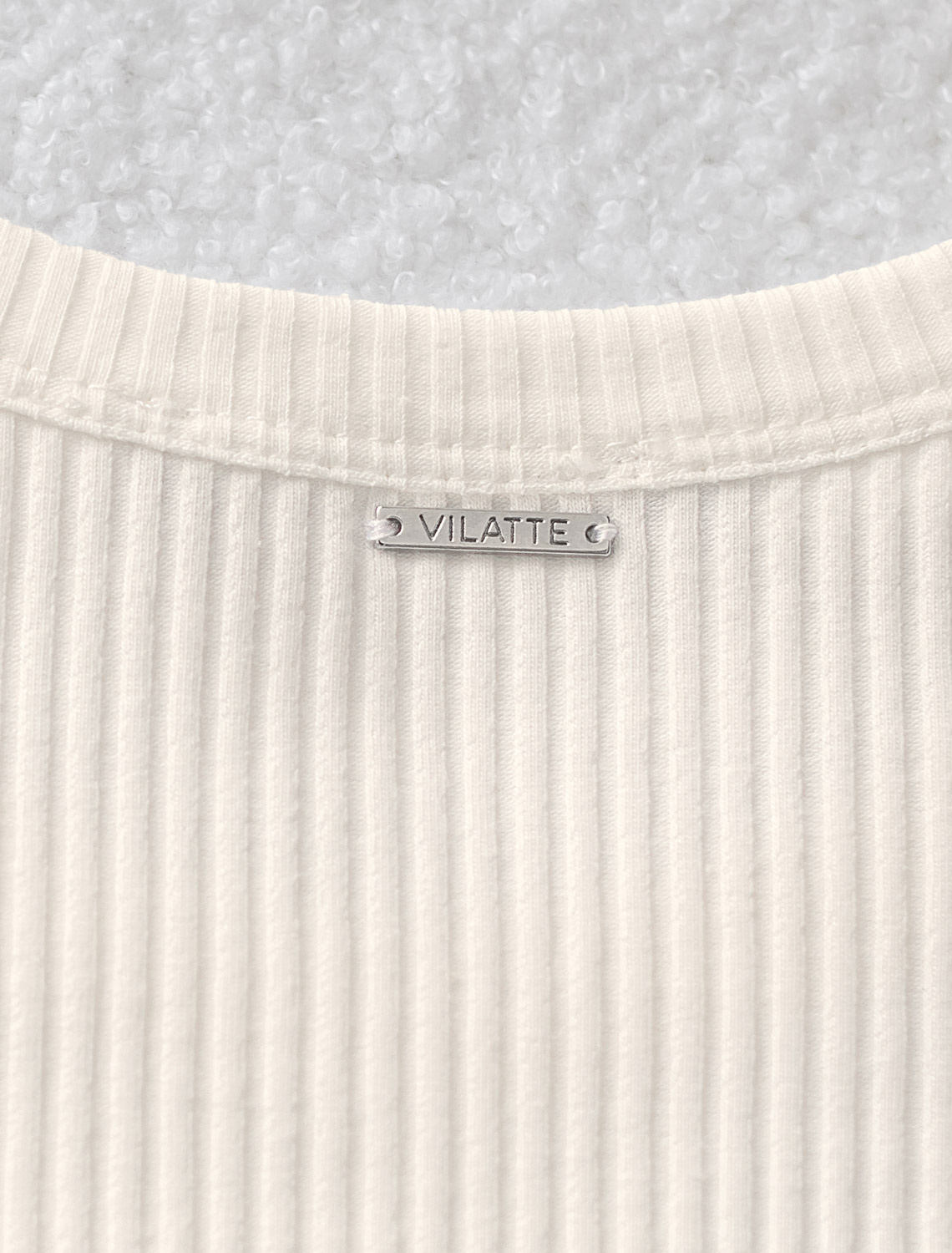 картинка Джемпер женский молочный магазин Одежда+ являющийся официальным дистрибьютором в России 