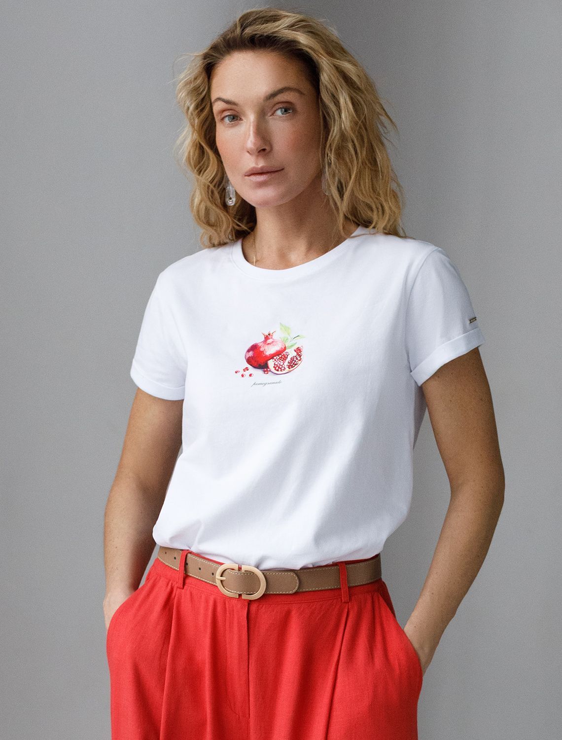 картинка Футболка женская белый_pomegranate магазин Одежда+ являющийся официальным дистрибьютором в России 