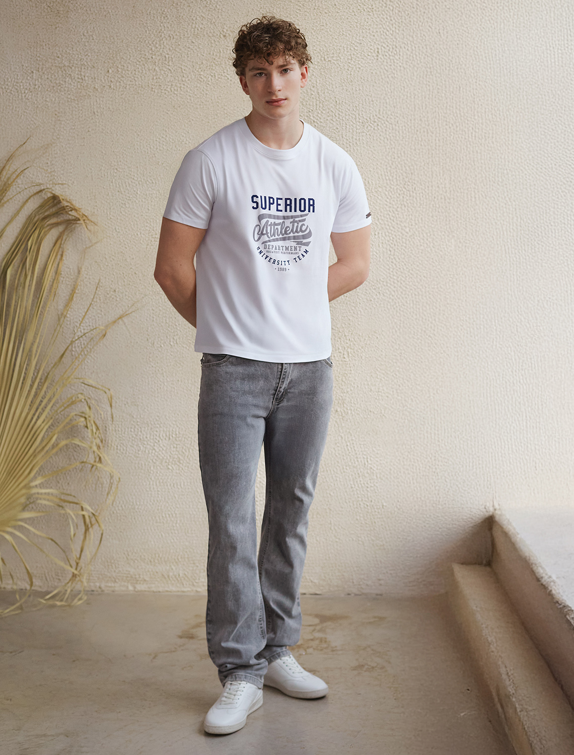 картинка Футболка мужская белый_athletic от магазина Одежда+