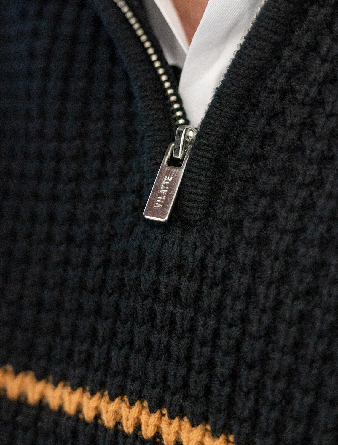 картинка Джемпер мужской черный от магазина Одежда+