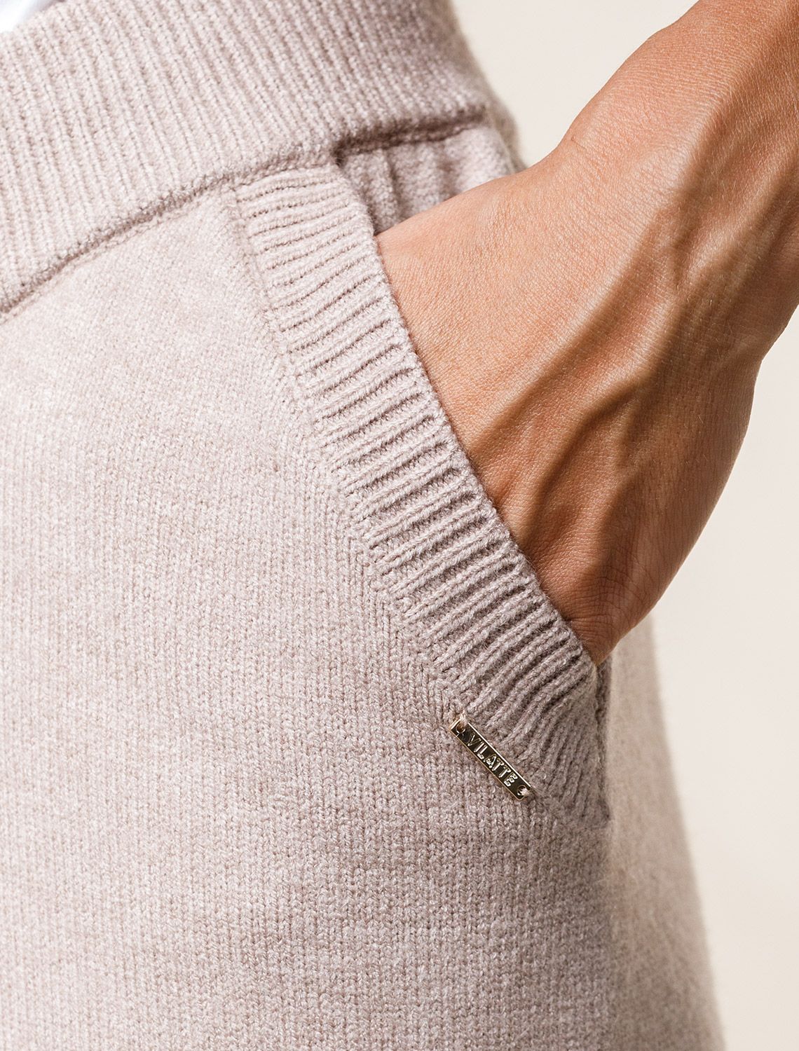 картинка Брюки женские макиато меланж от магазина Одежда+