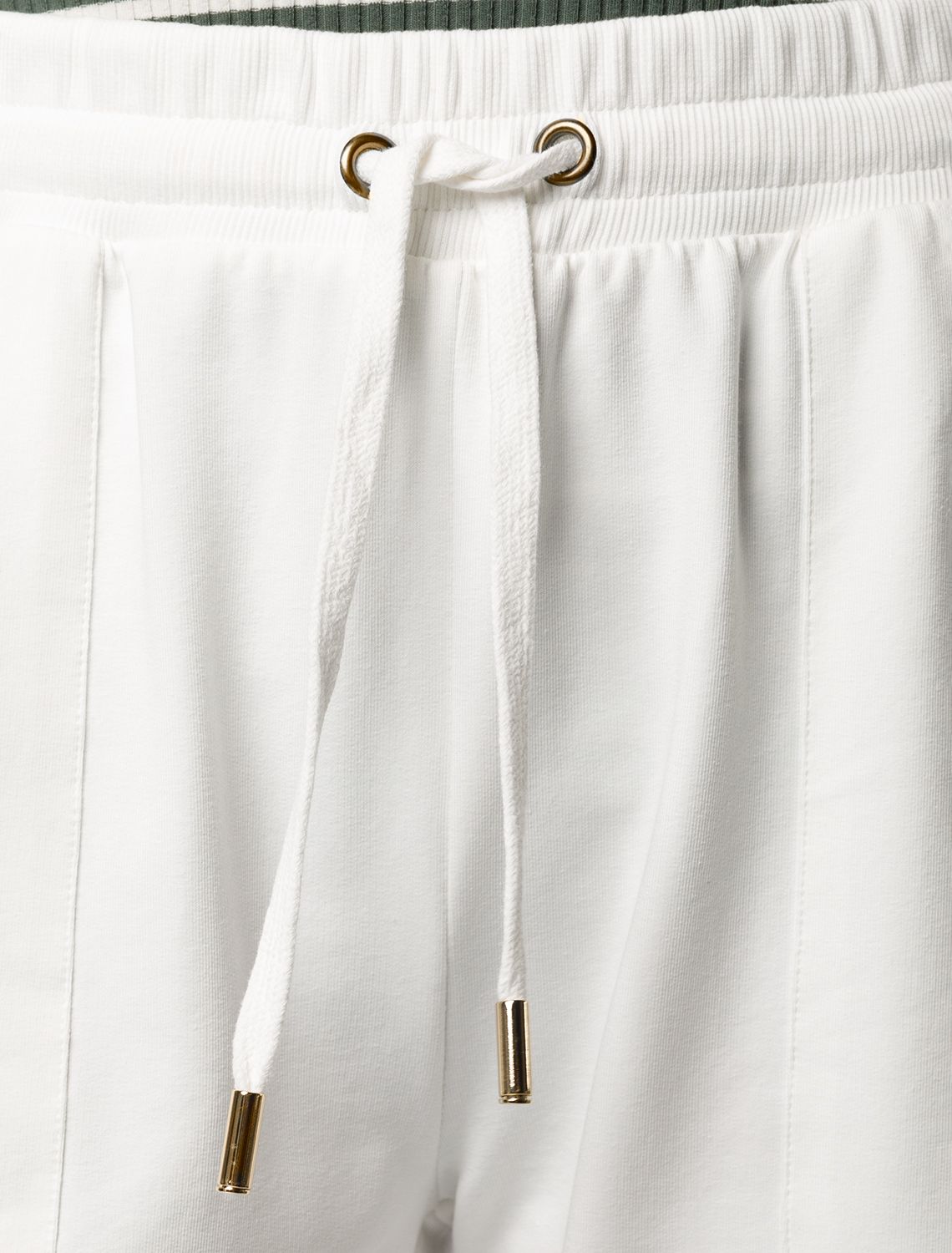 картинка Брюки женские молочный от магазина Одежда+