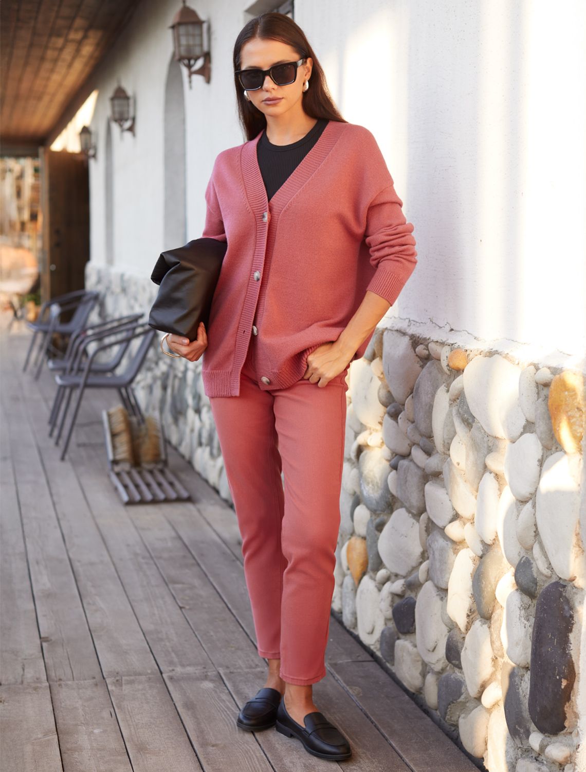 картинка Джинсы женские темно-коралловый от магазина Одежда+