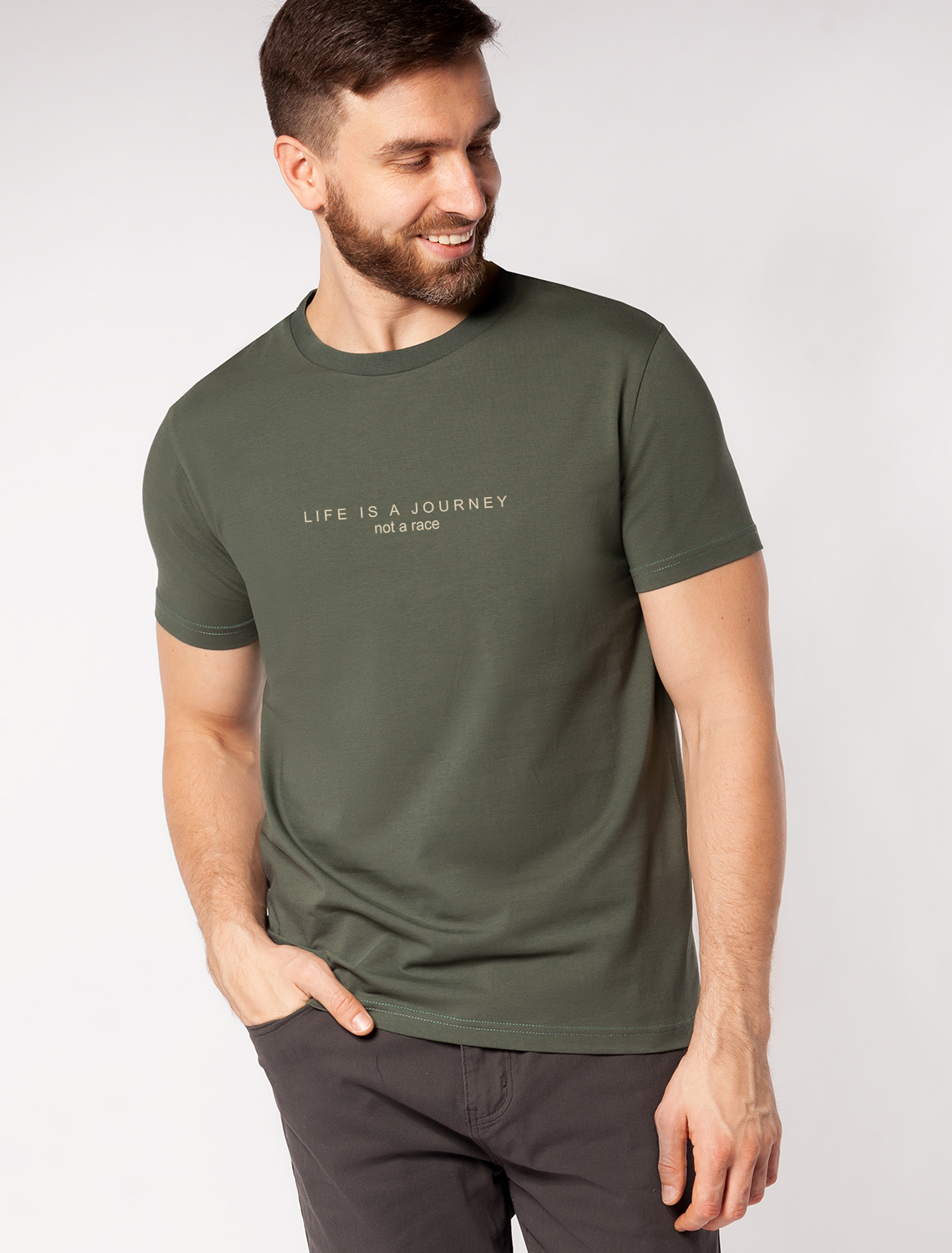картинка Футболка мужская т.оливковый_journey от магазина Одежда+