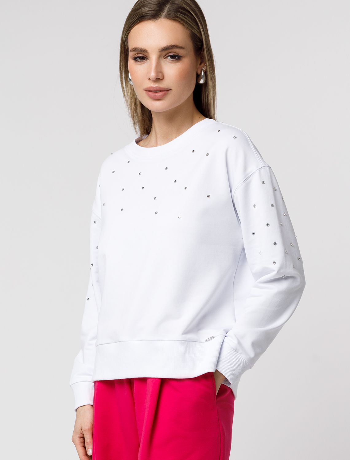 картинка Джемпер женский белый_стразы от магазина Одежда+