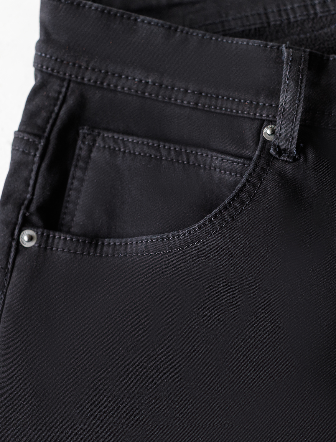 картинка Джинсы мужские черный от магазина Одежда+