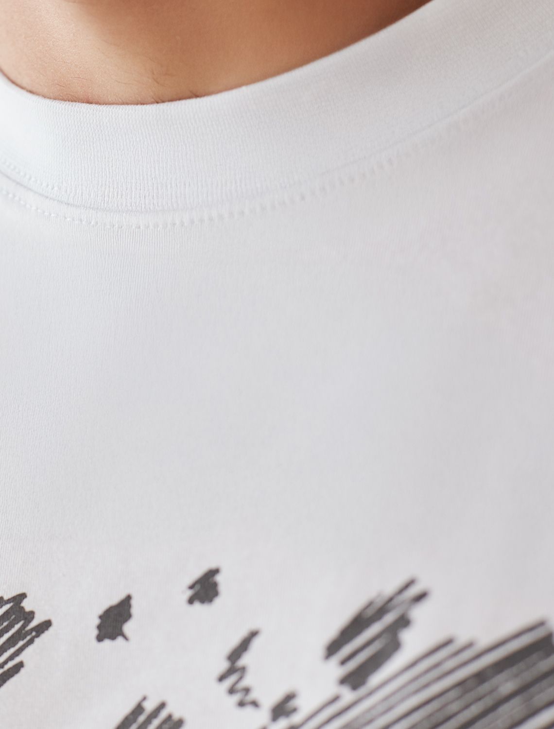 картинка Футболка мужская белый_карта от магазина Одежда+