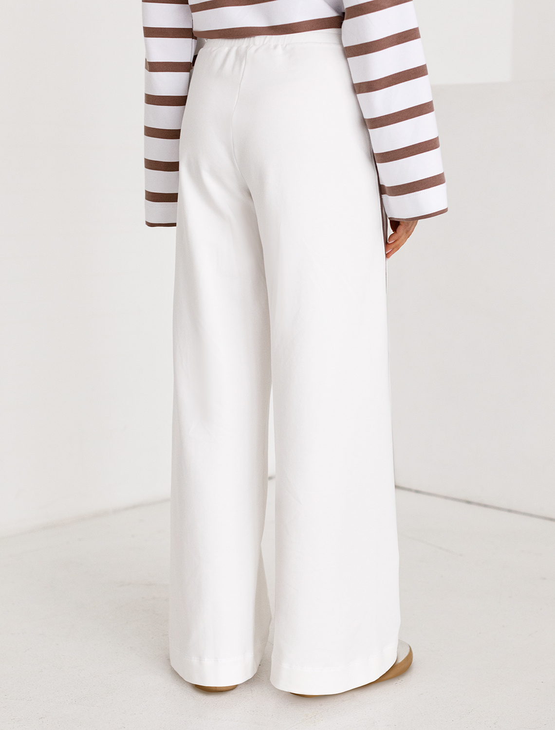 картинка Брюки женские белый от магазина Одежда+