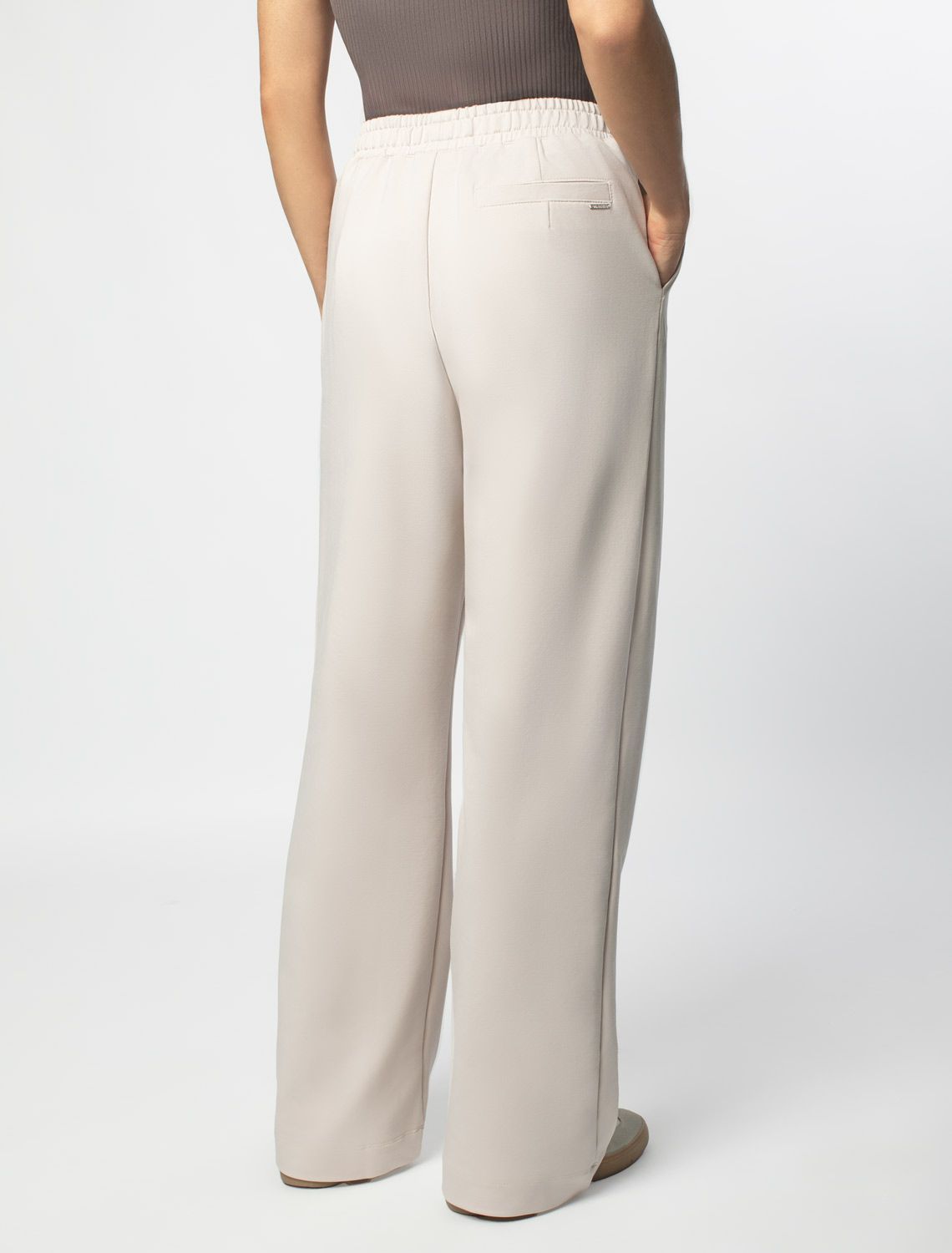 картинка Брюки женские бежевый от магазина Одежда+